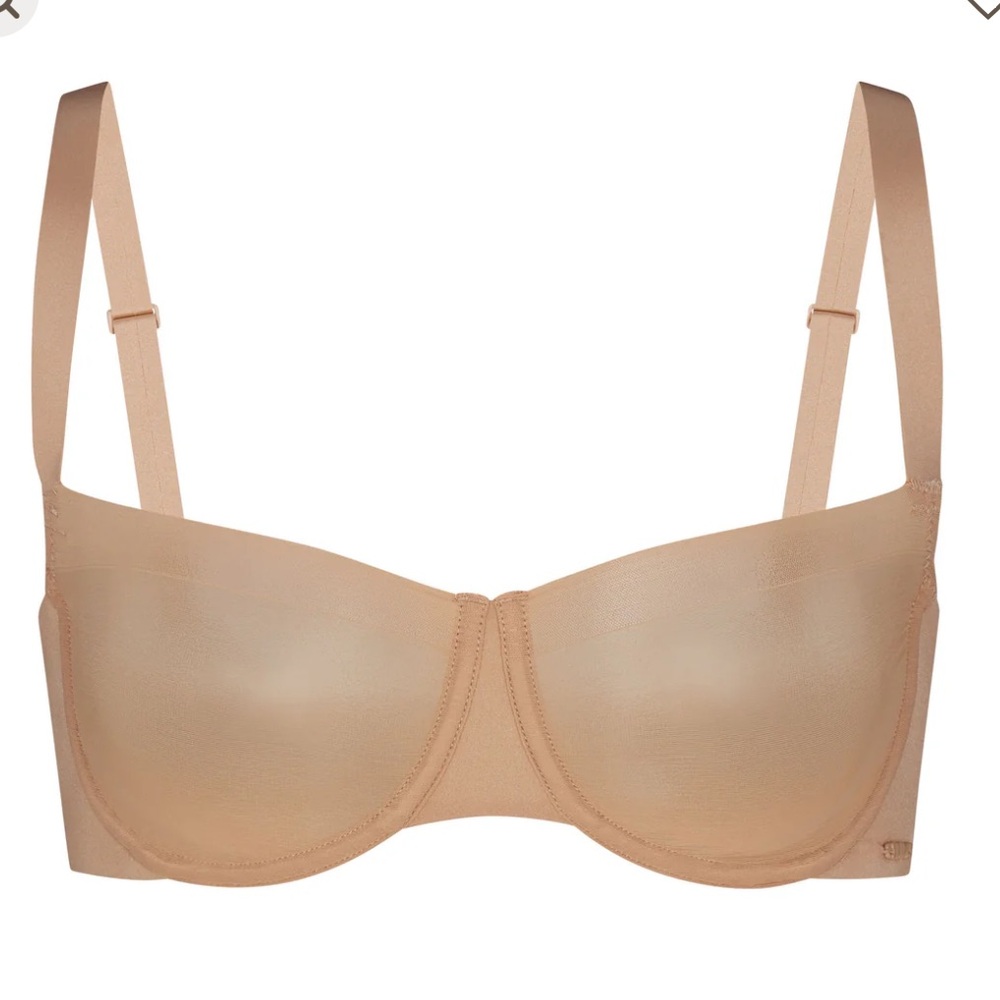 Skims No Show Molded Unlined Balconette‎ Bra in Clay 34A NWT